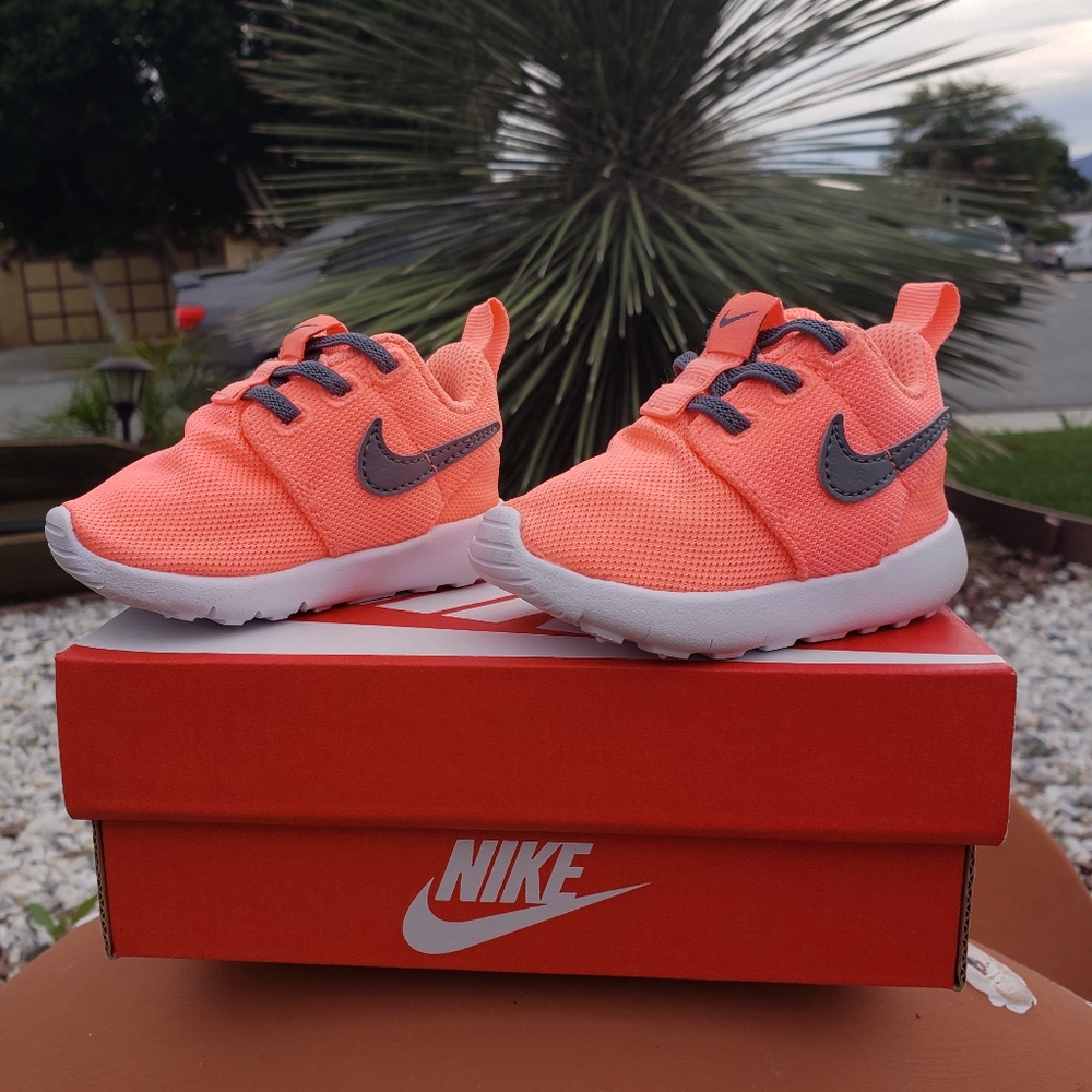 Nike Toki Slipon - Girls 2c Pink and White Shoes